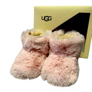 Ugg Toddler Jesse Bow II flush in baby pink